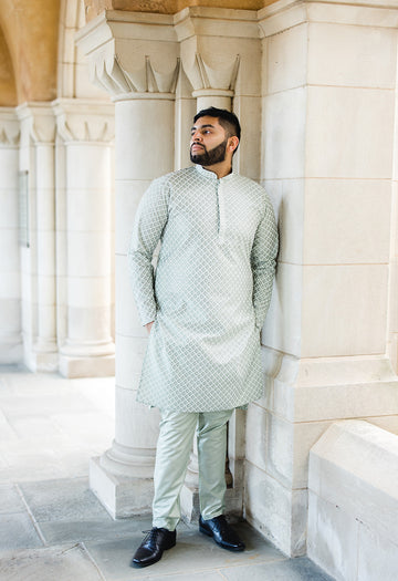 Āga Lucknowi Kurta Sets