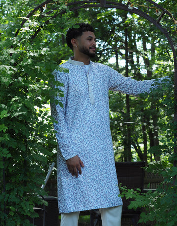 Chikankari kurta set with vine pattern